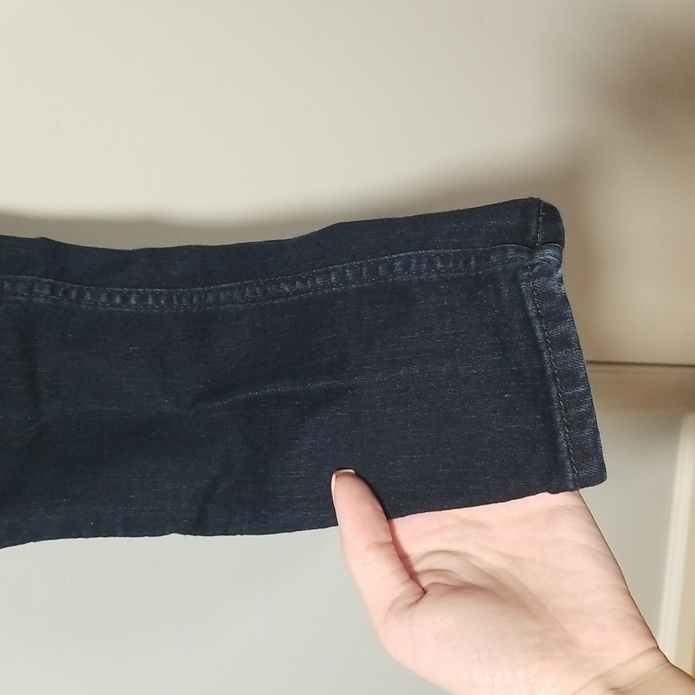 Hollister Dark Wash Jeans - Picture 6 of 13